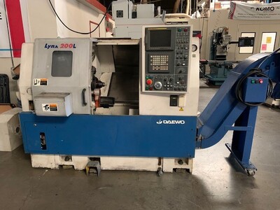 DAEWOO LYNX 200L Lathes & Turning, Lathes, Hollow Spindle | EMC Leasing Company